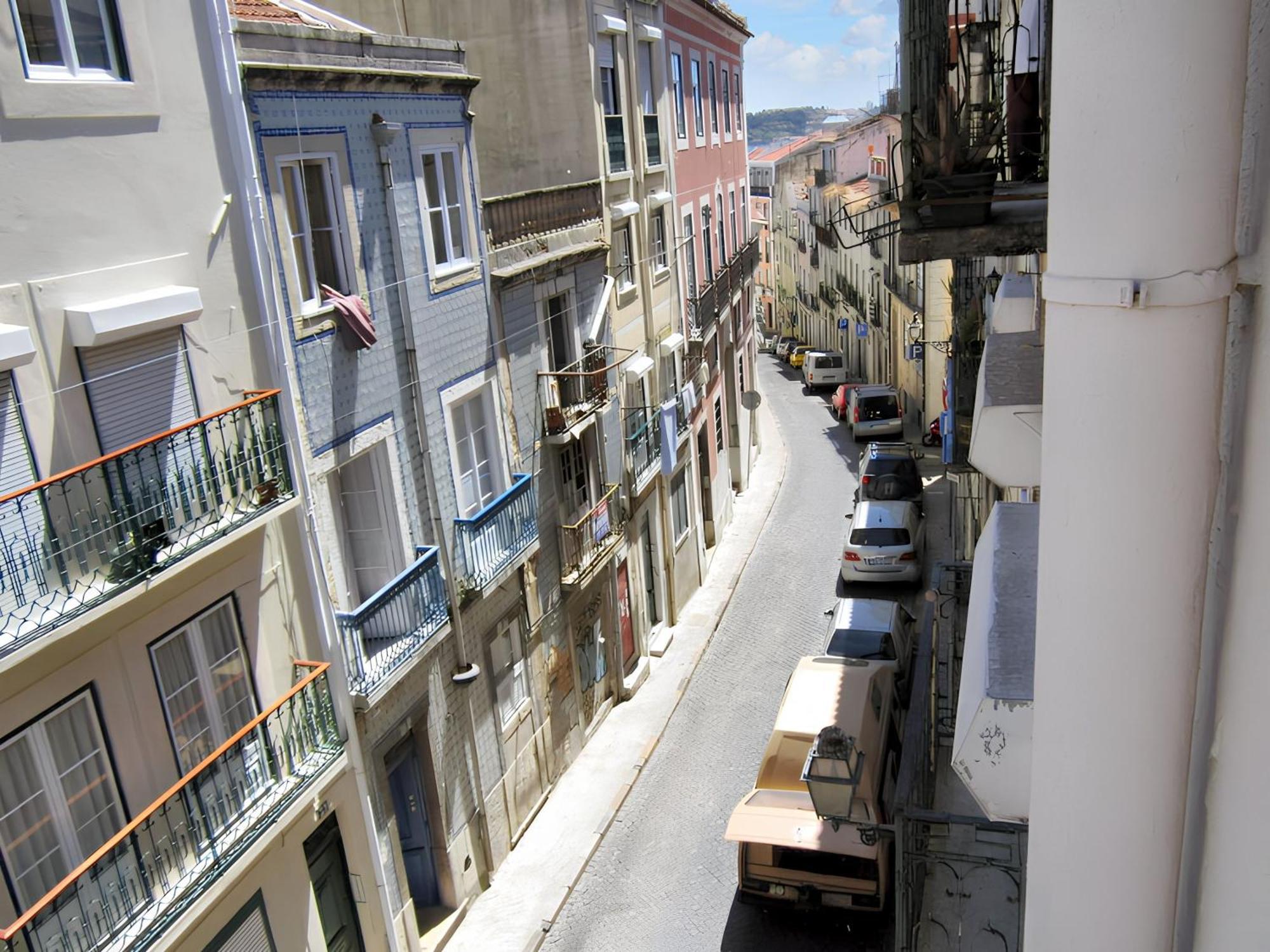Charming In 40 M² Ideal For A Couple Lisbon